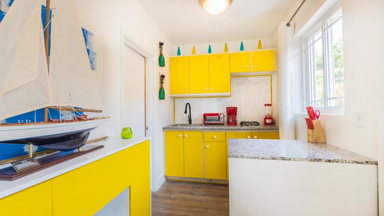 Lemon - At Orange Hill Apartment Nassau